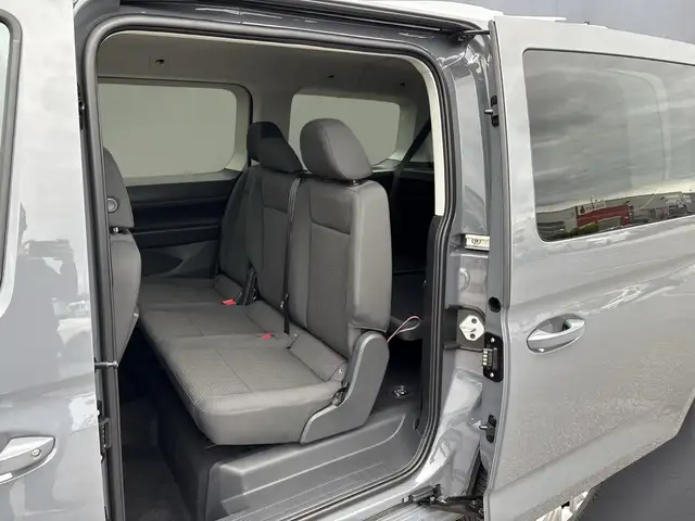 Volkswagen Caddy Maxi view 13
