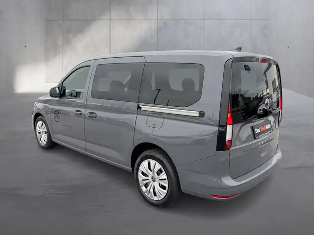 Volkswagen Caddy Maxi view 3