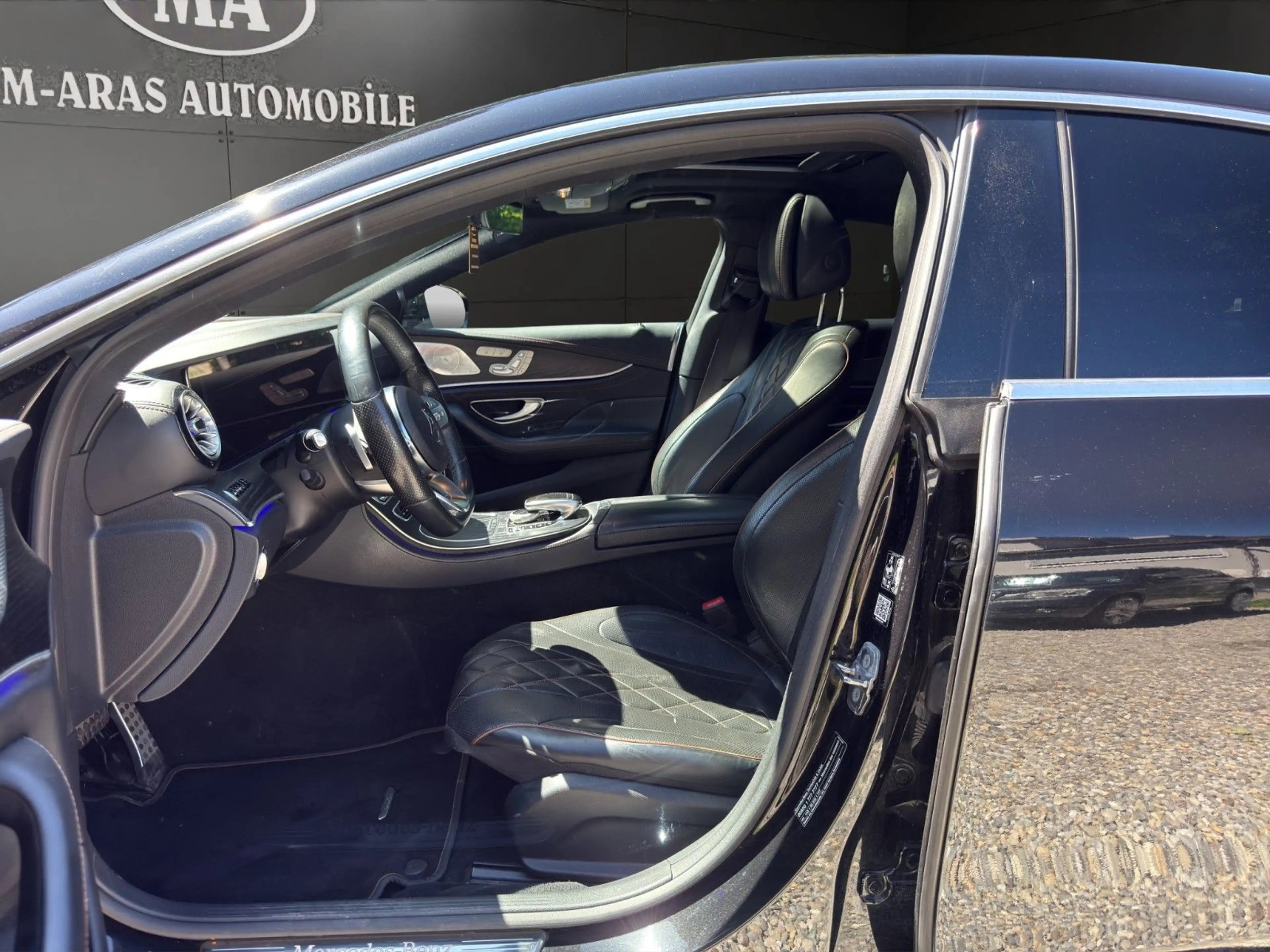 Mercedes-Benz CLS 350 d 4Matic Edition1 AMG Glasdach Head-up — photo 9