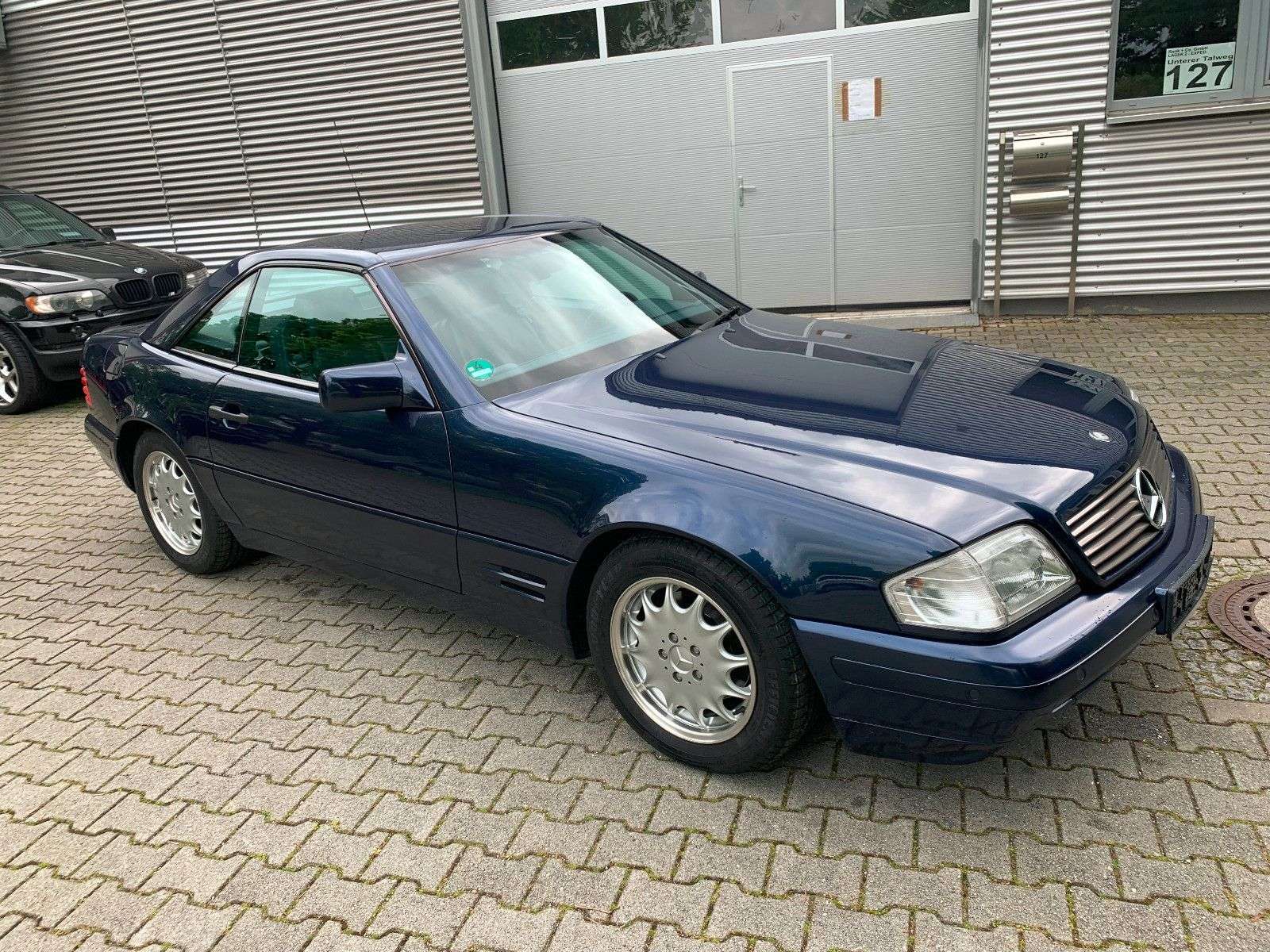 Second hand Mercedes Benz Sl-Class 320