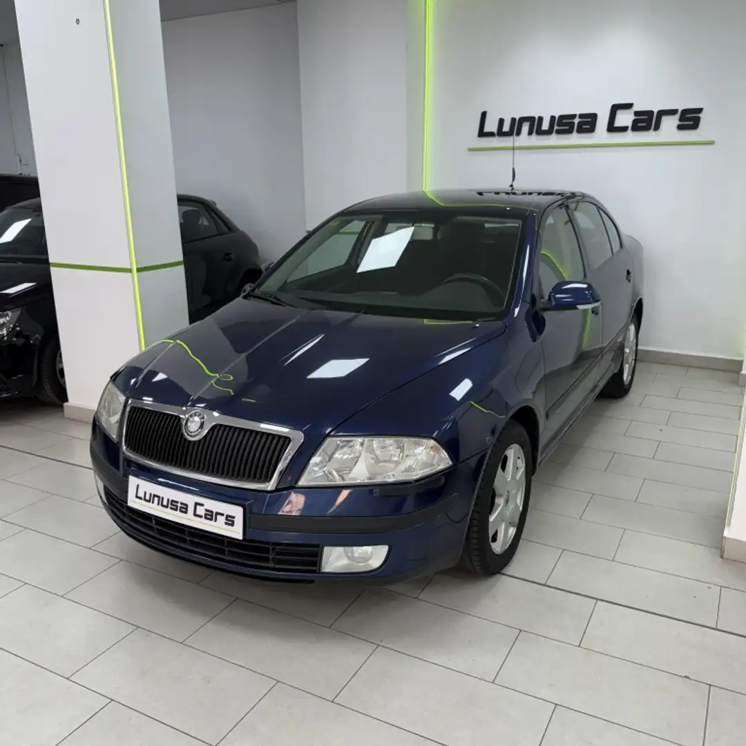 Skoda Octavia 1.9TDI Trend Azul - 1