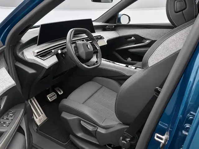 Peugeot 5008 view 5