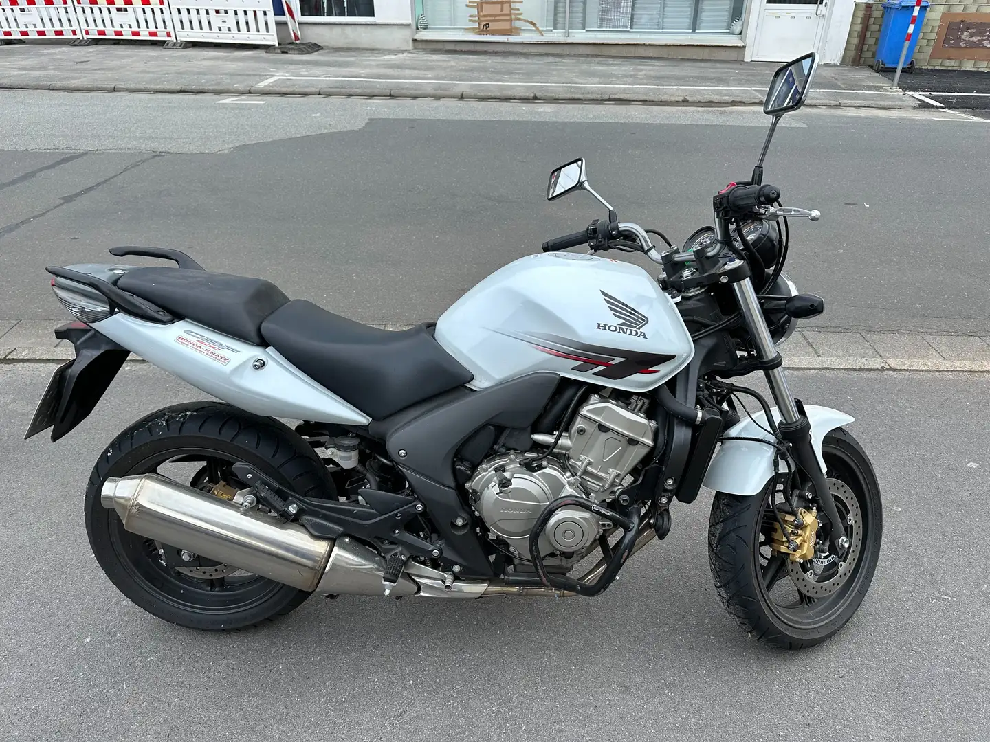 Honda CBF 600 Weiß - 2