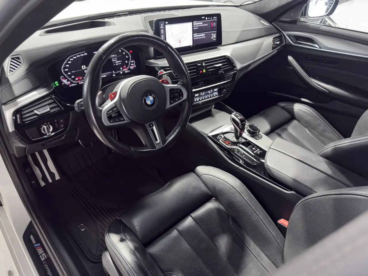 BMW M5 photo BMW M5