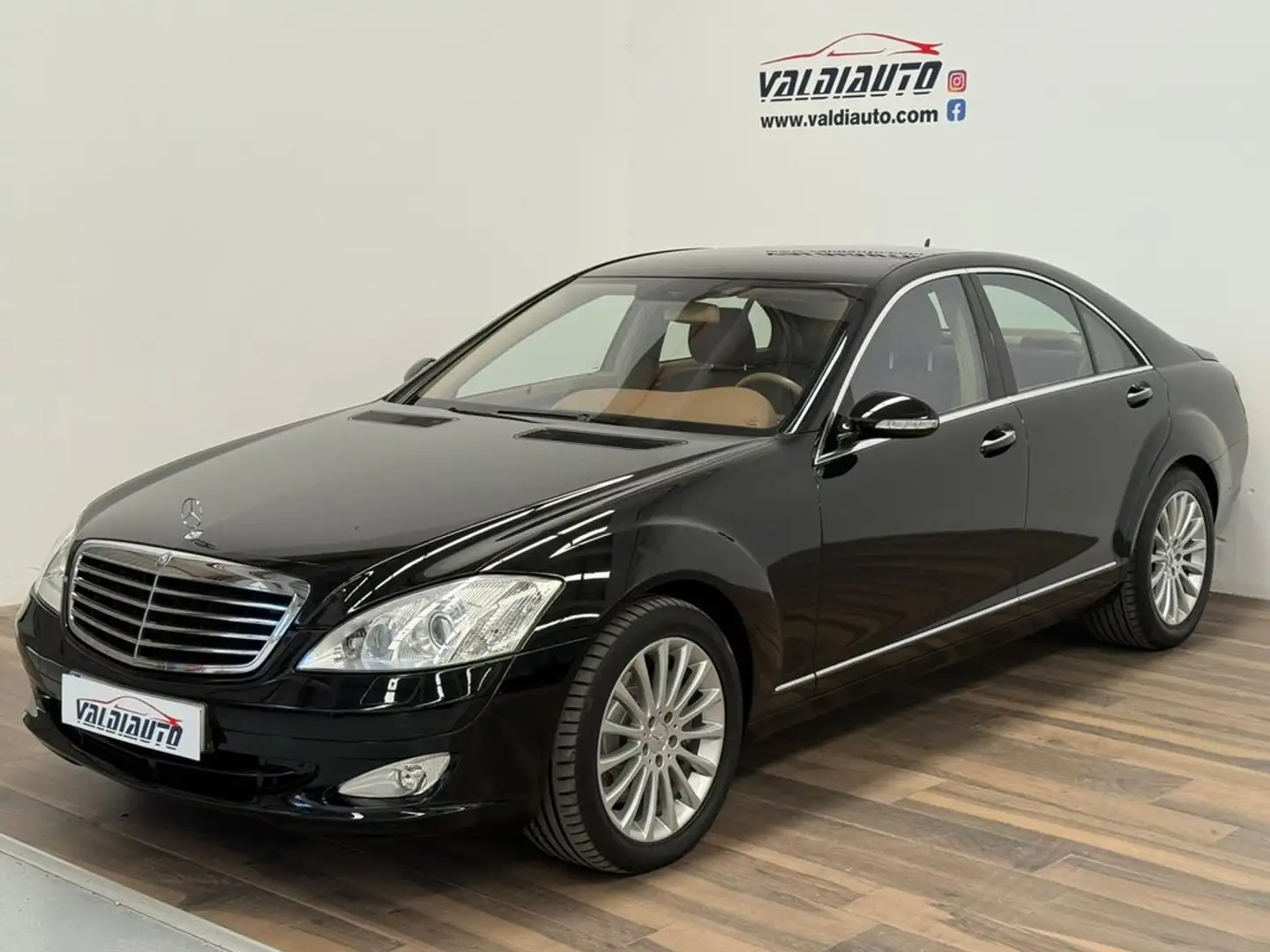 Mercedes-Benz S 500 Negro - 1