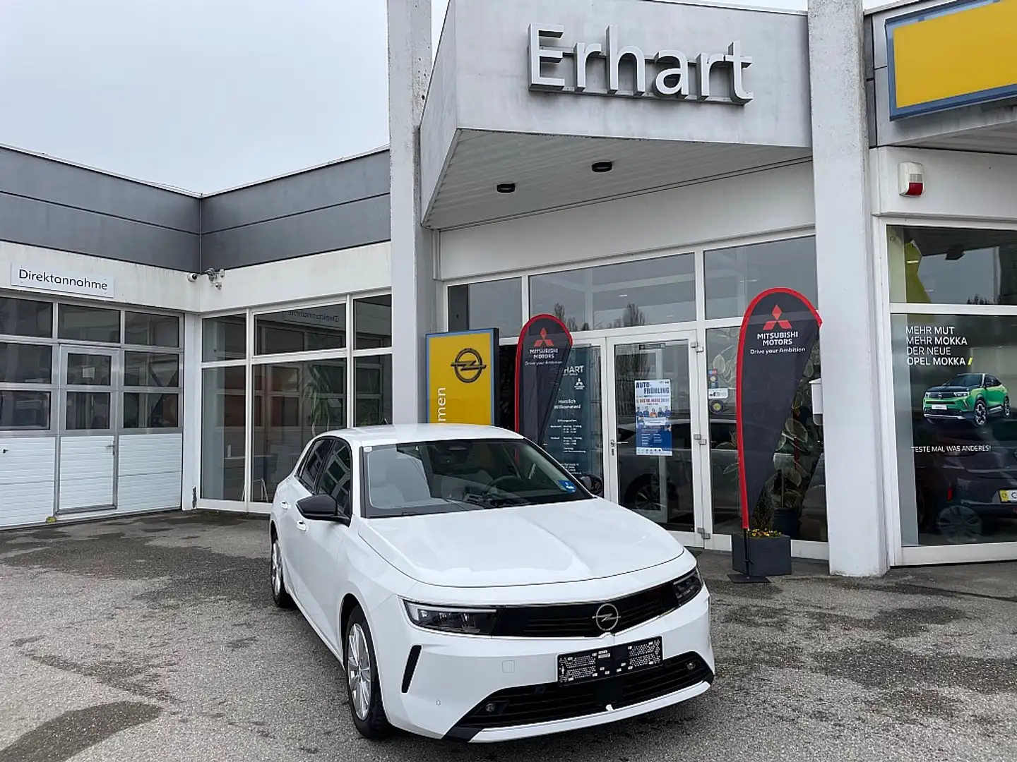 Opel Astra 1,2 Turbo Elegance Weiß - 1