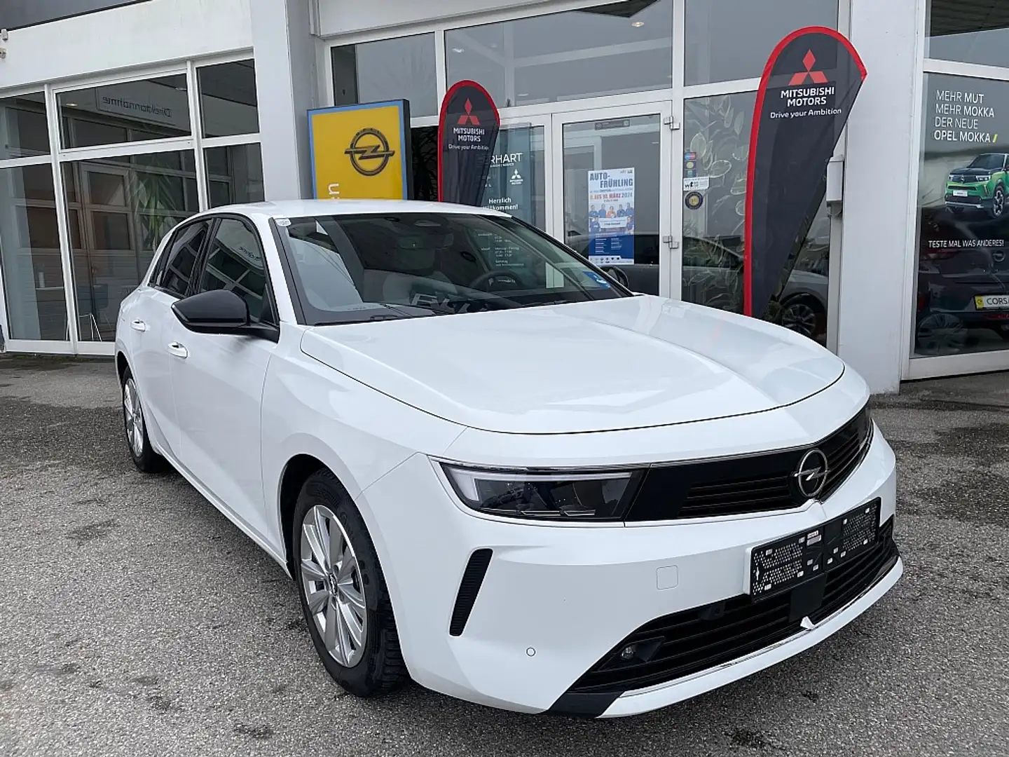 Opel Astra 1,2 Turbo Elegance Weiß - 2