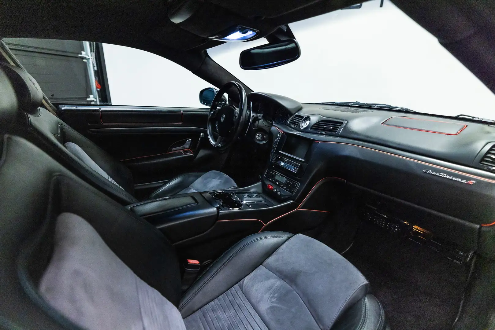 Maserati GranTurismo 4.7 S Btw auto, Fiscale waarde € 22.000,- DEALER A Fekete - 2