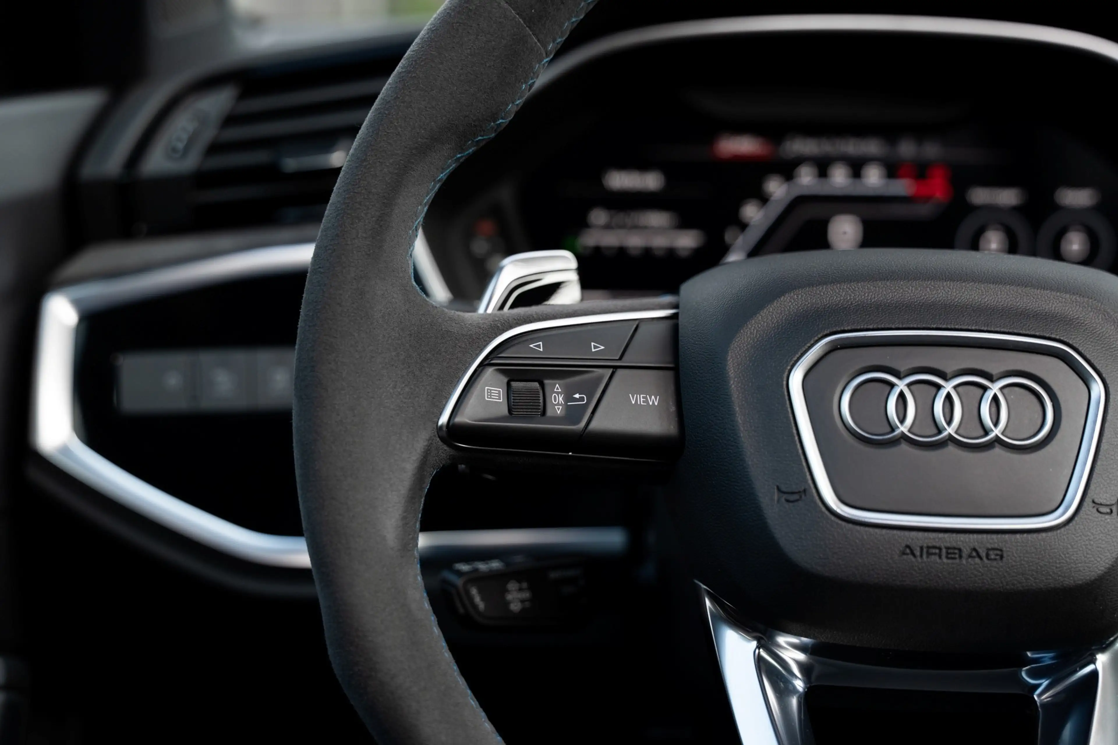 Audi RS Q3 RS Q3 2.5 TFSI QUATTRO/PANO/KERAMISCH/B&O — photo 15