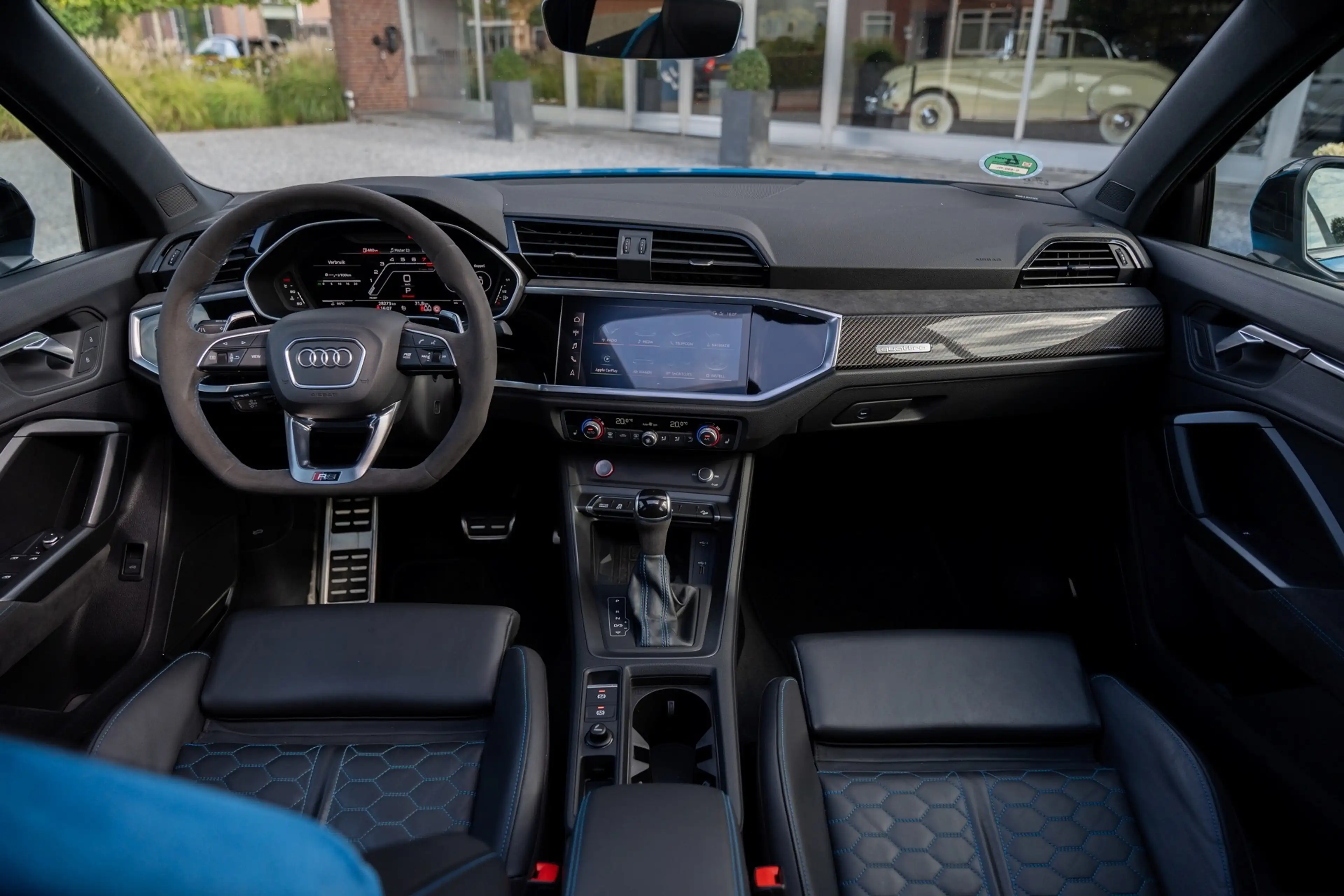 Audi RS Q3 RS Q3 2.5 TFSI QUATTRO/PANO/KERAMISCH/B&O — photo 19