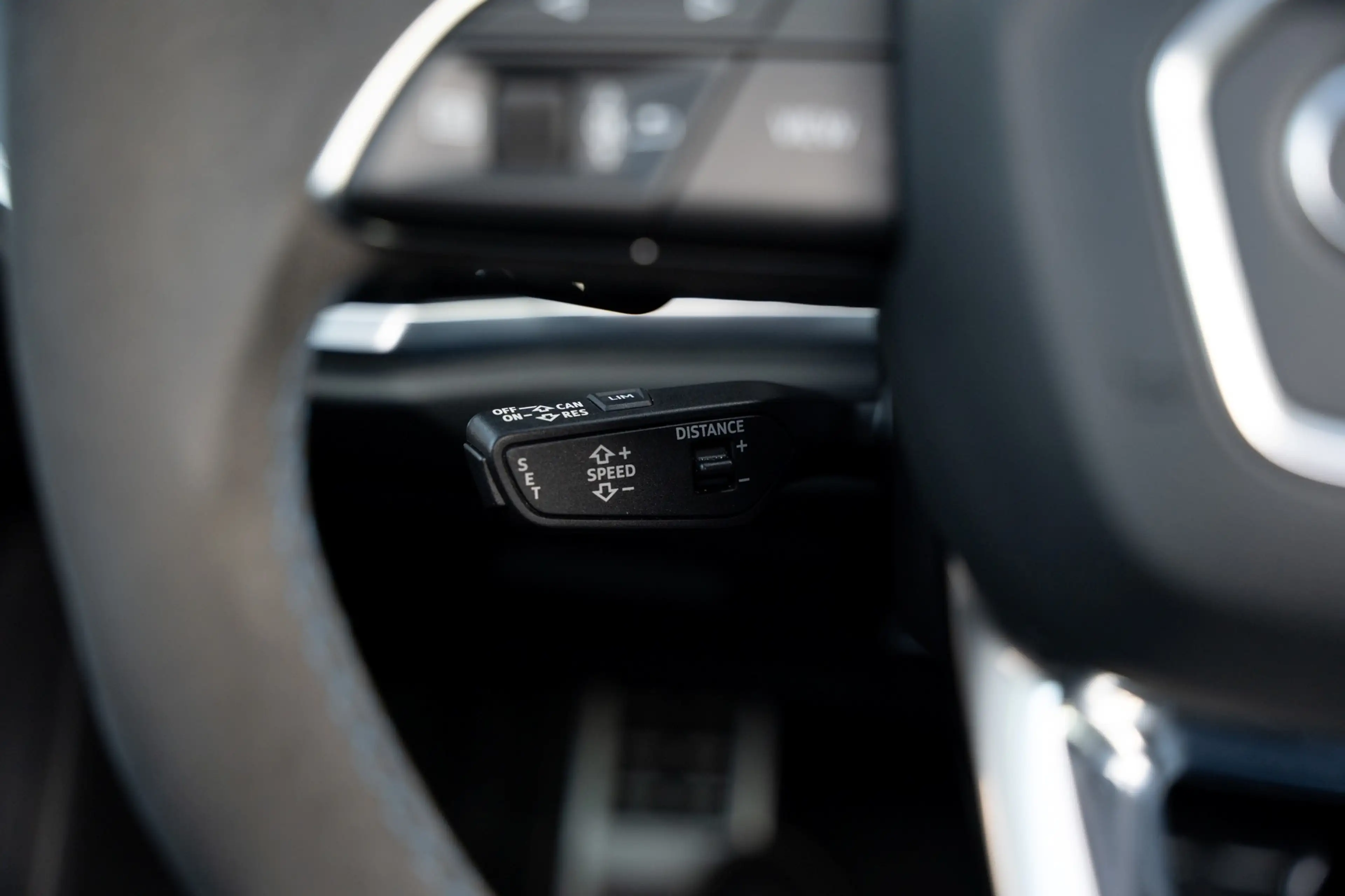 Audi RS Q3 RS Q3 2.5 TFSI QUATTRO/PANO/KERAMISCH/B&O — photo 14