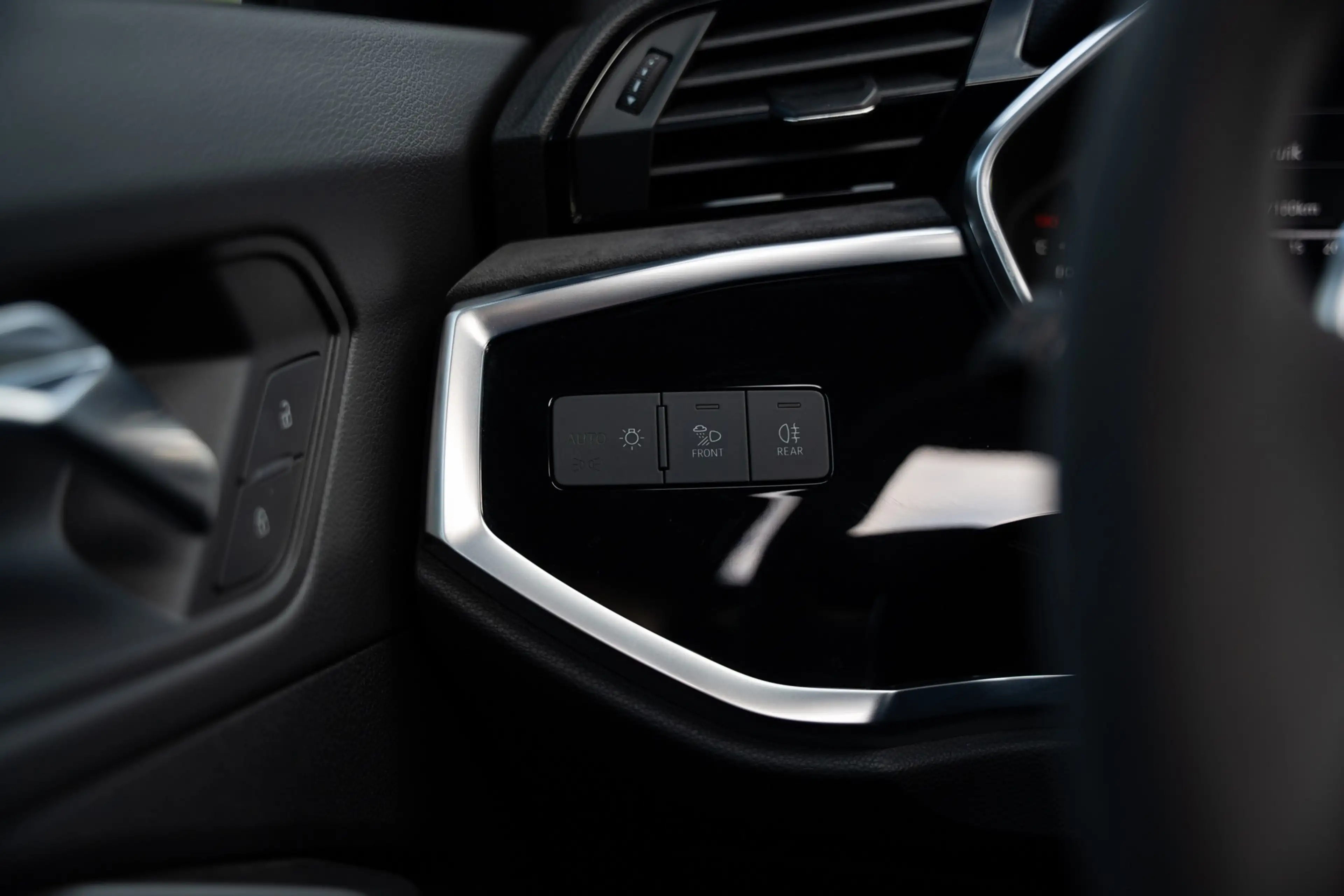 Audi RS Q3 RS Q3 2.5 TFSI QUATTRO/PANO/KERAMISCH/B&O — photo 33