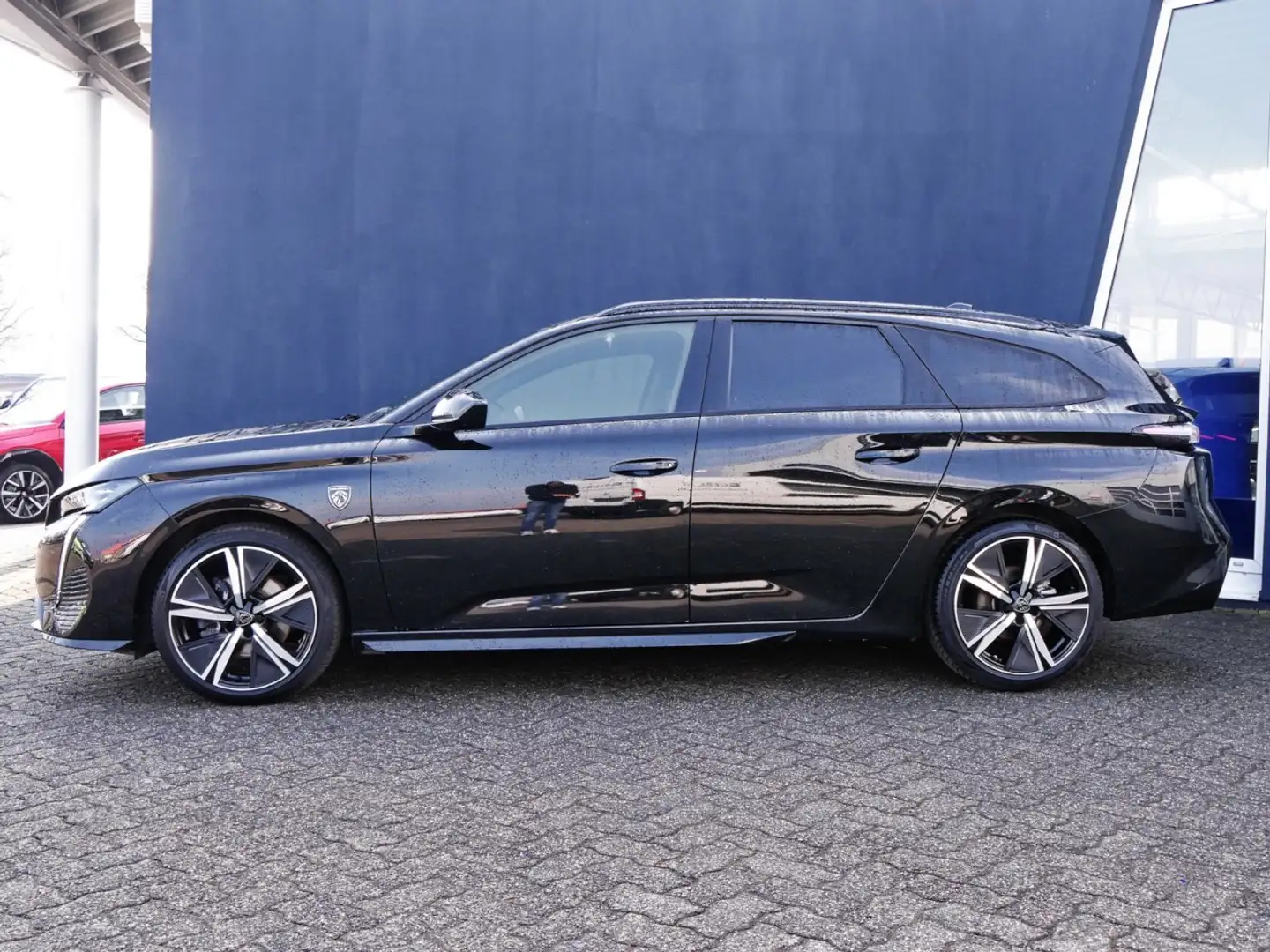Peugeot 308 SW GT 130 PT Auto+Matrix-LED+Kamera 360 Klima Schwarz - 2