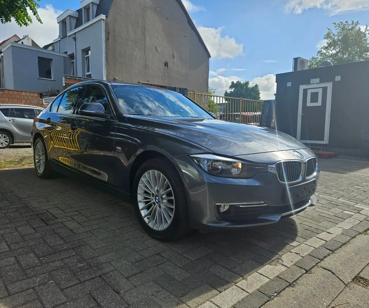 BMW 316 316iA Gris - 2