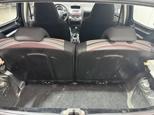 Citroen C1 view 9