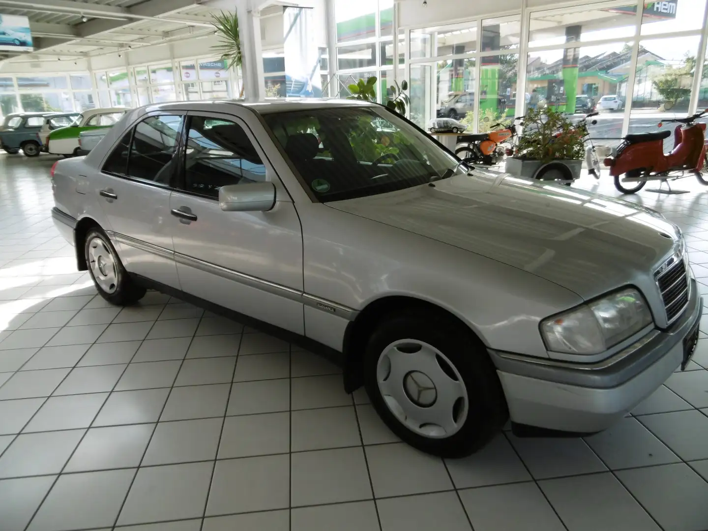 Mercedes-Benz C 180 C-Klasse Elegance Silber - 2