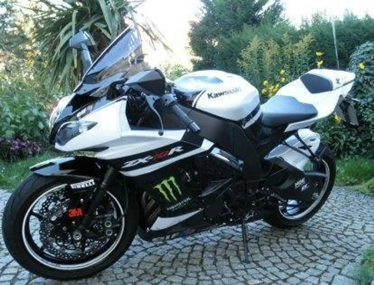 Kawasaki Ninja ZX-10R 2009 crna - 1