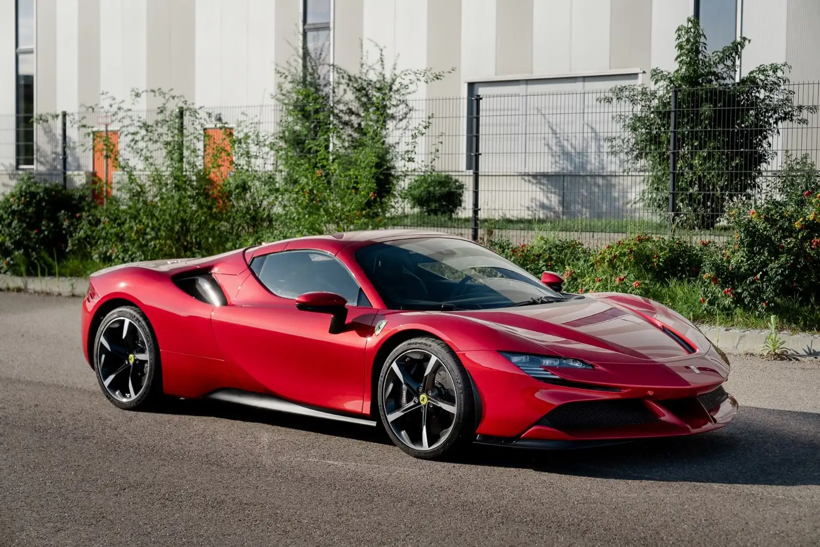 Ferrari SF90 Spider Rosso Fuoco Carbon Lift Roşu - 2