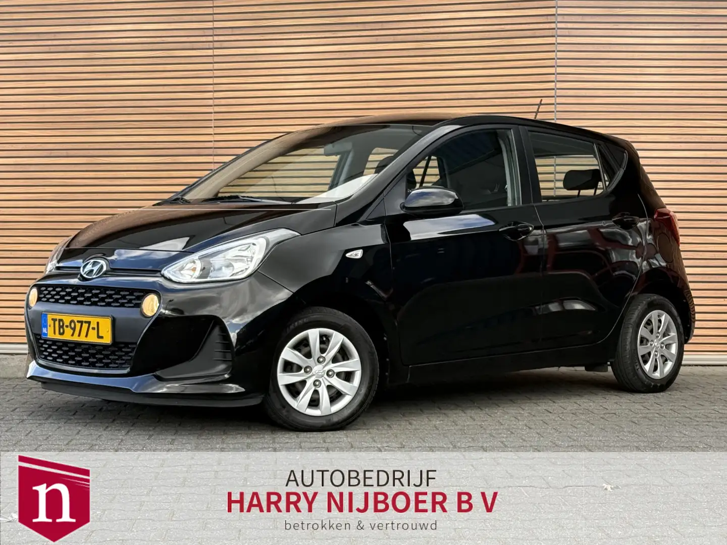 Hyundai i10 1.0i Comfort Navi / Carplay / Airco / Cruise / Mis Zwart - 1