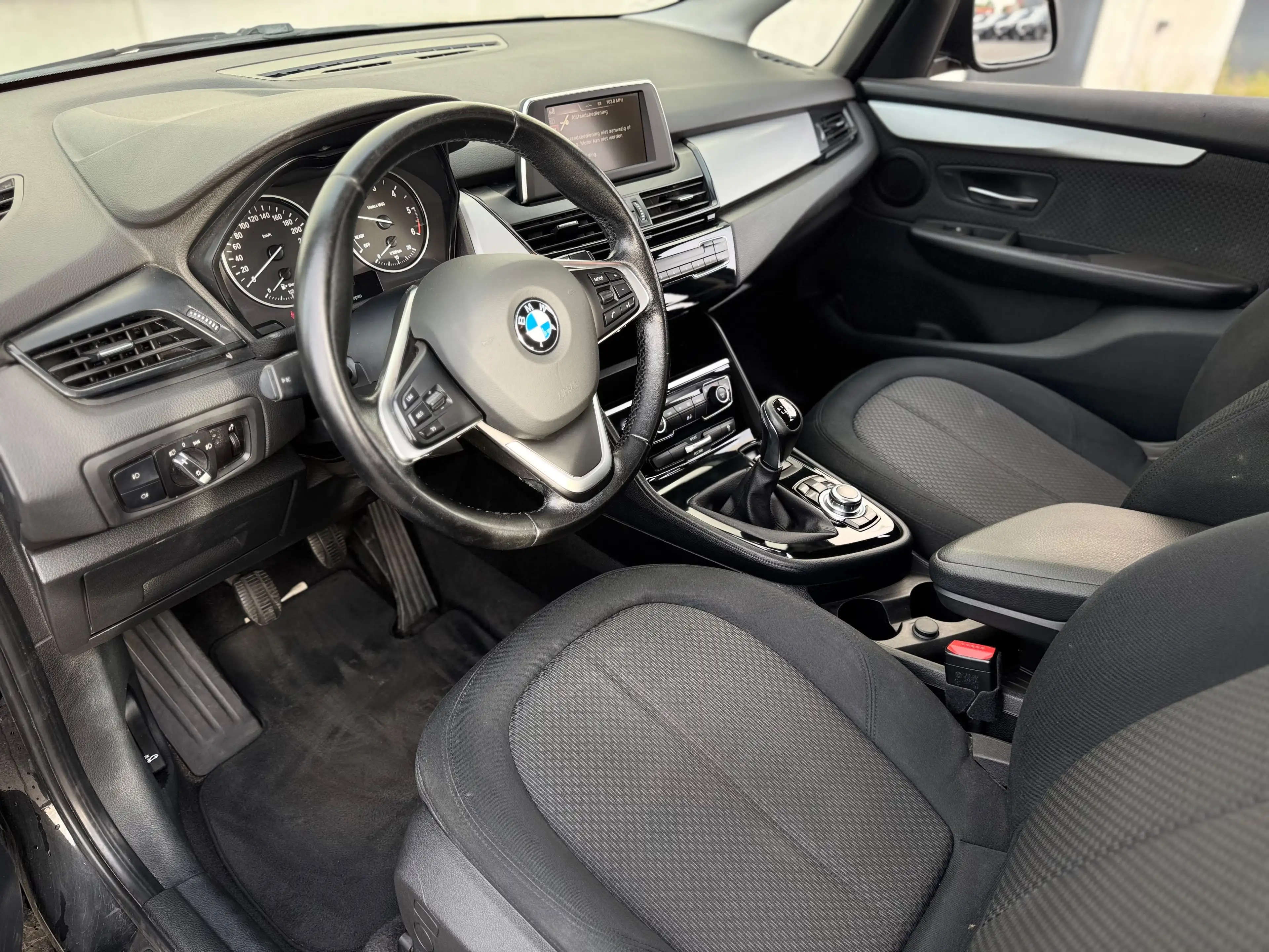 BMW 216 Active Tourer 216 d — photo 7