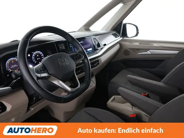 Volkswagen Multivan view 11