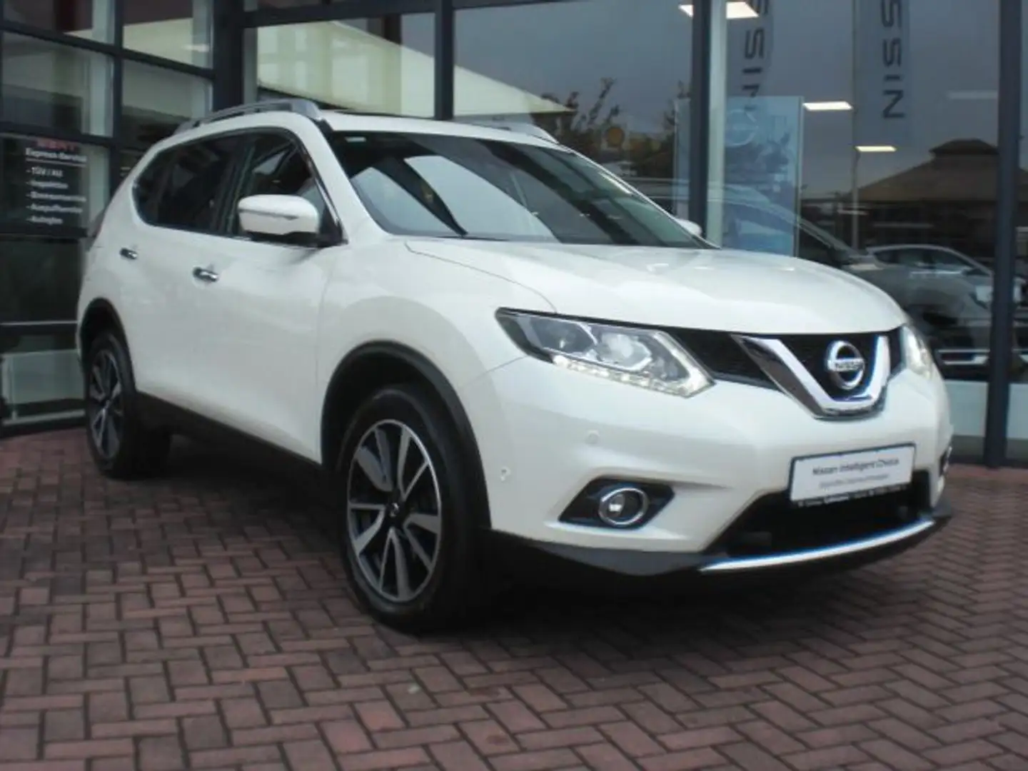 Nissan X-Trail 2.0 dCi Tekna 4x4 PANO LEDER WKR Blanc - 2