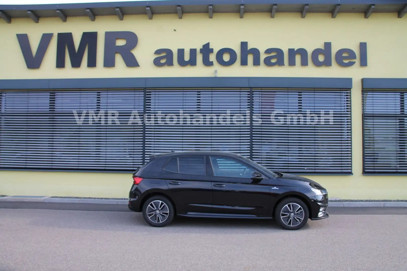 Skoda Fabia 1.0 TSI DSG Monte Carlo *APP*5J.Garantie* Schwarz - 1