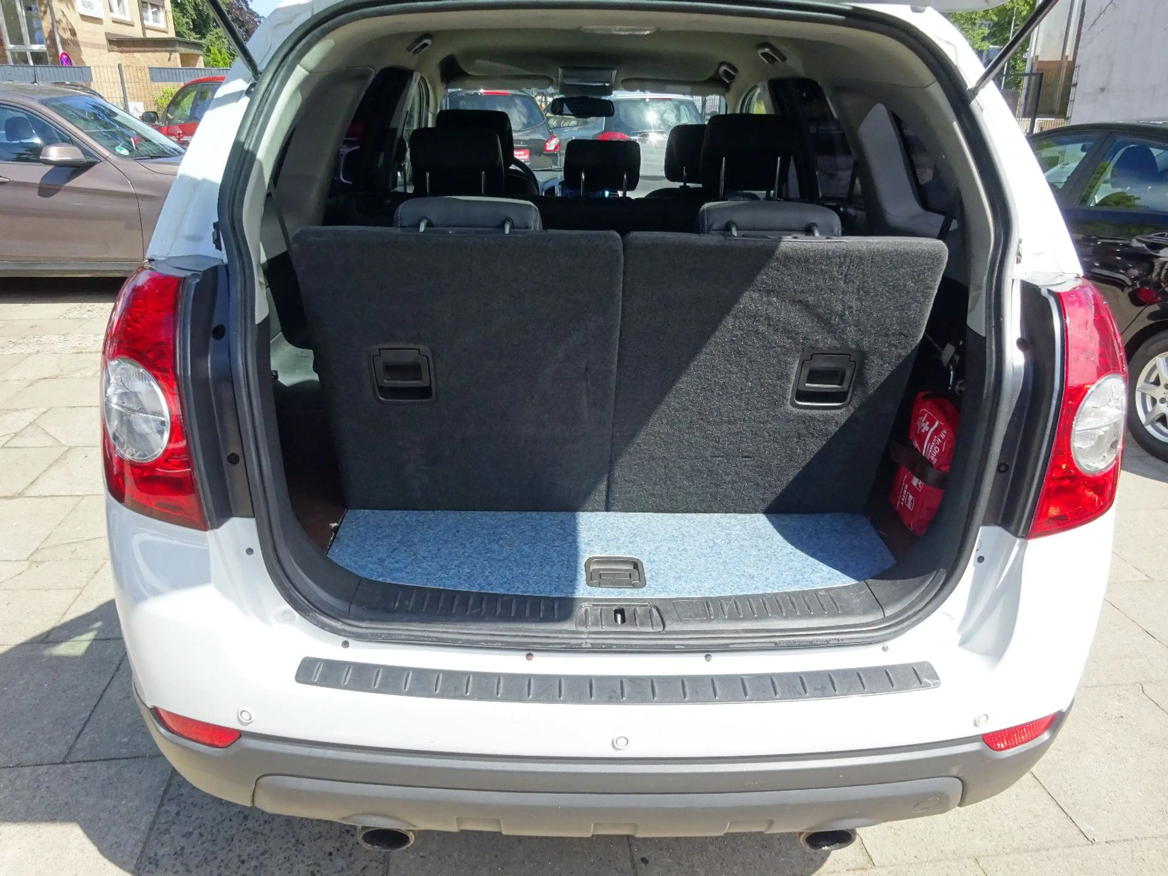 Chevrolet Captiva 2.2 D LT 2WD/Navi/1-Hand/RWK/7-Sitze — photo 13