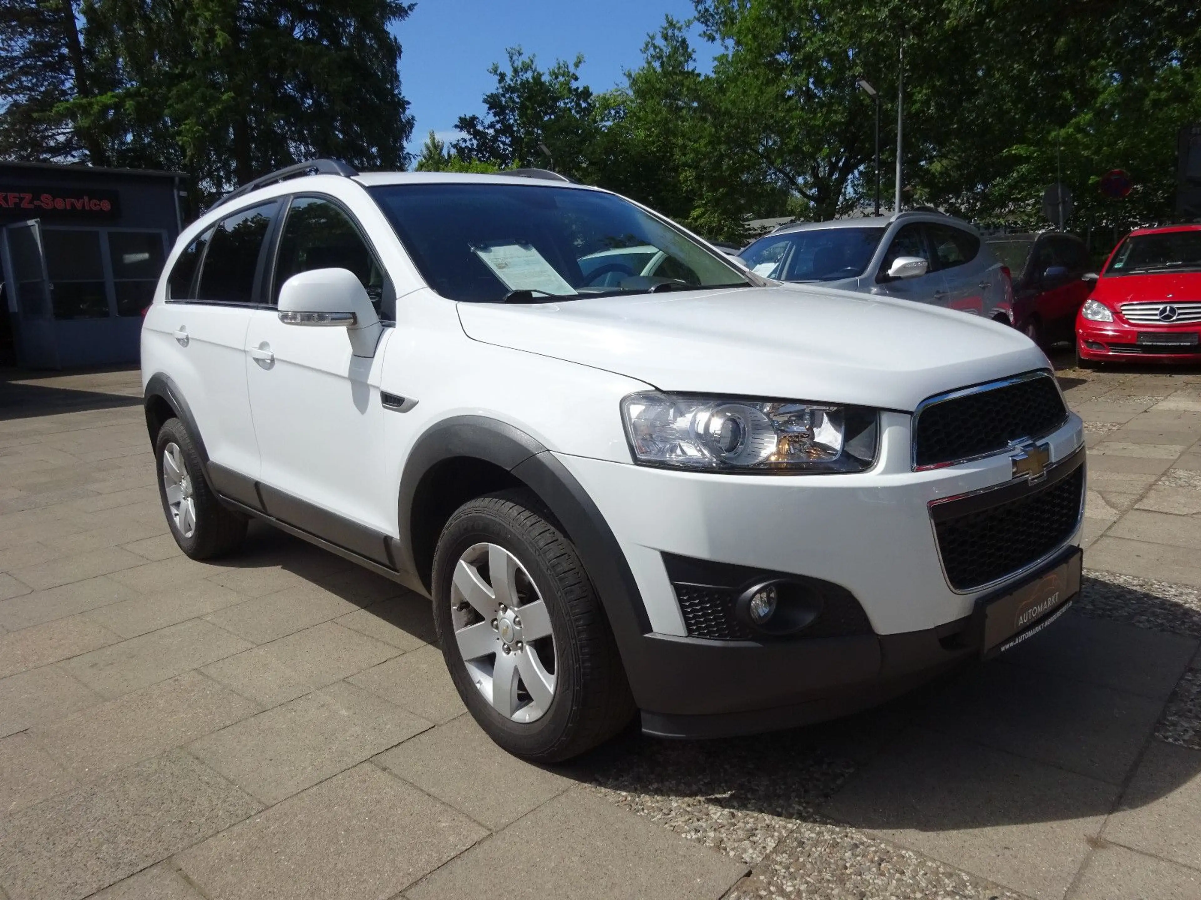 Chevrolet Captiva 2.2 D LT 2WD/Navi/1-Hand/RWK/7-Sitze — photo 3