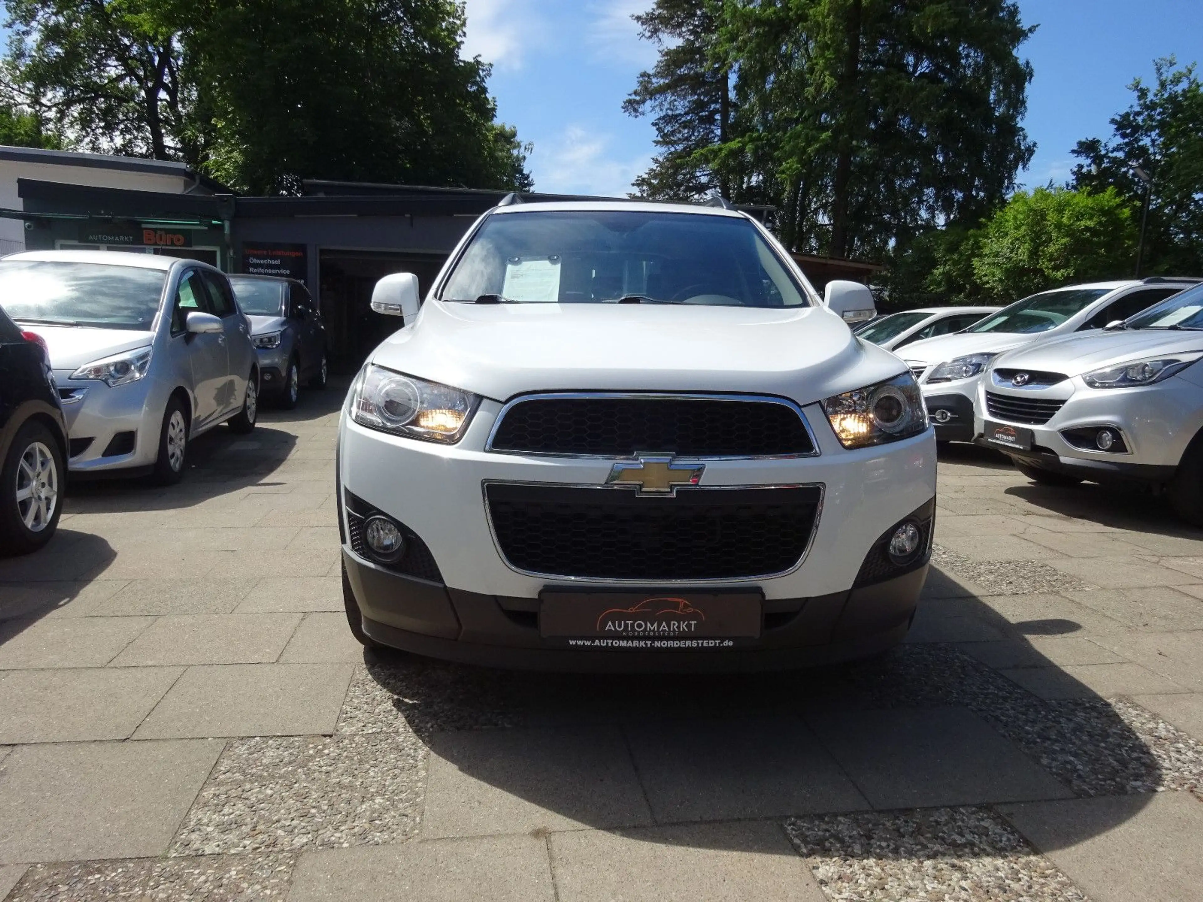 Chevrolet Captiva 2.2 D LT 2WD/Navi/1-Hand/RWK/7-Sitze — photo 2