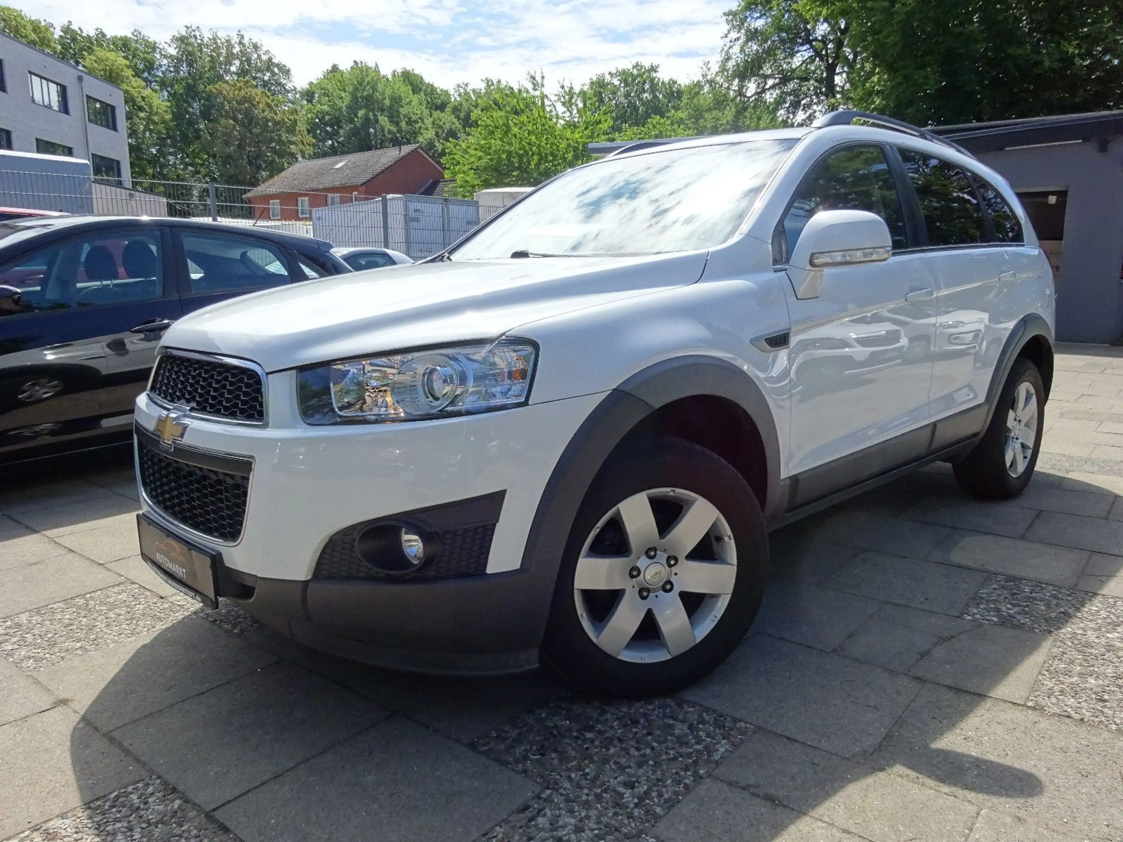 Chevrolet Captiva 2.2 D LT 2WD/Navi/1-Hand/RWK/7-Sitze