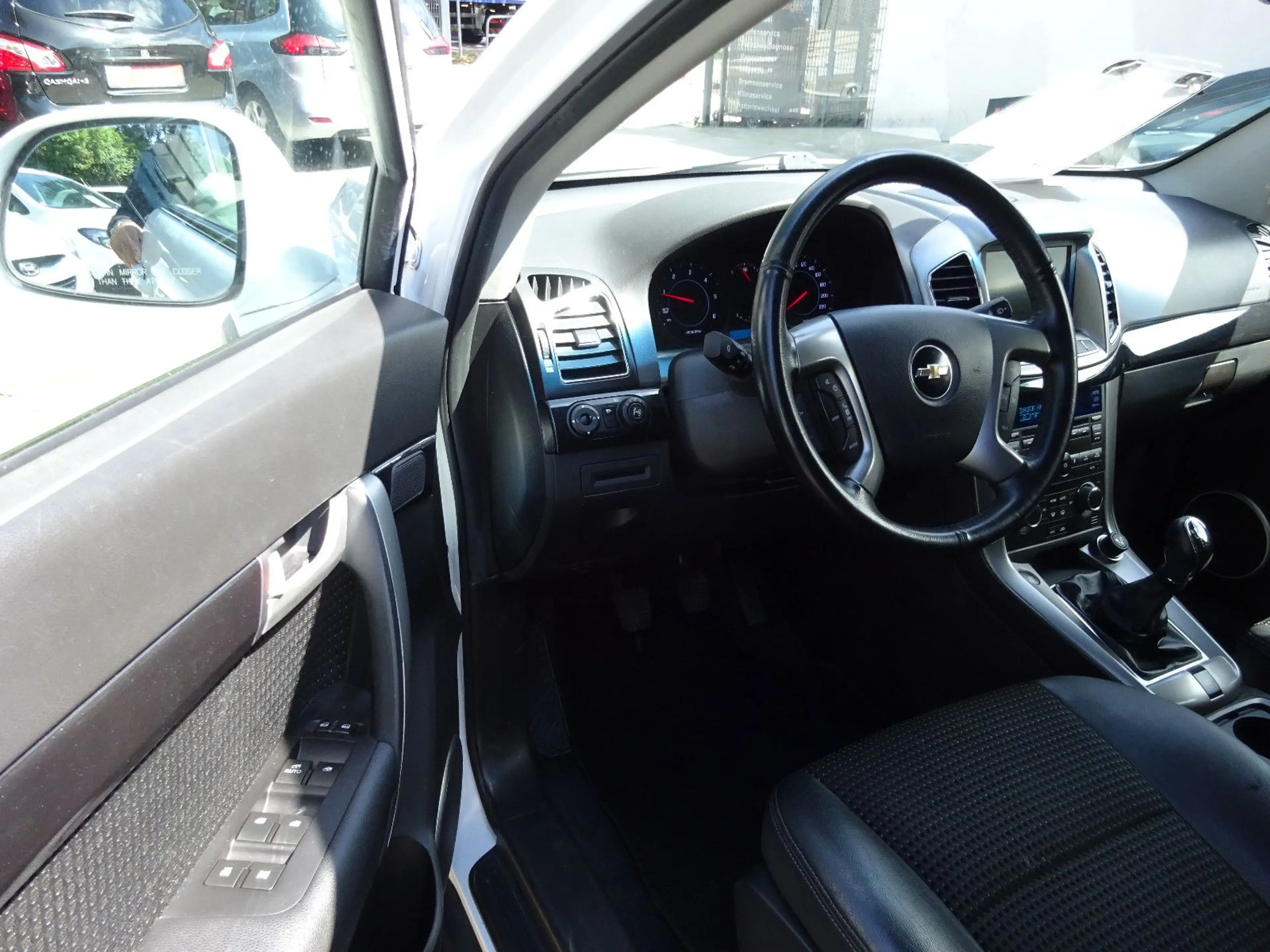 Chevrolet Captiva 2.2 D LT 2WD/Navi/1-Hand/RWK/7-Sitze — photo 15