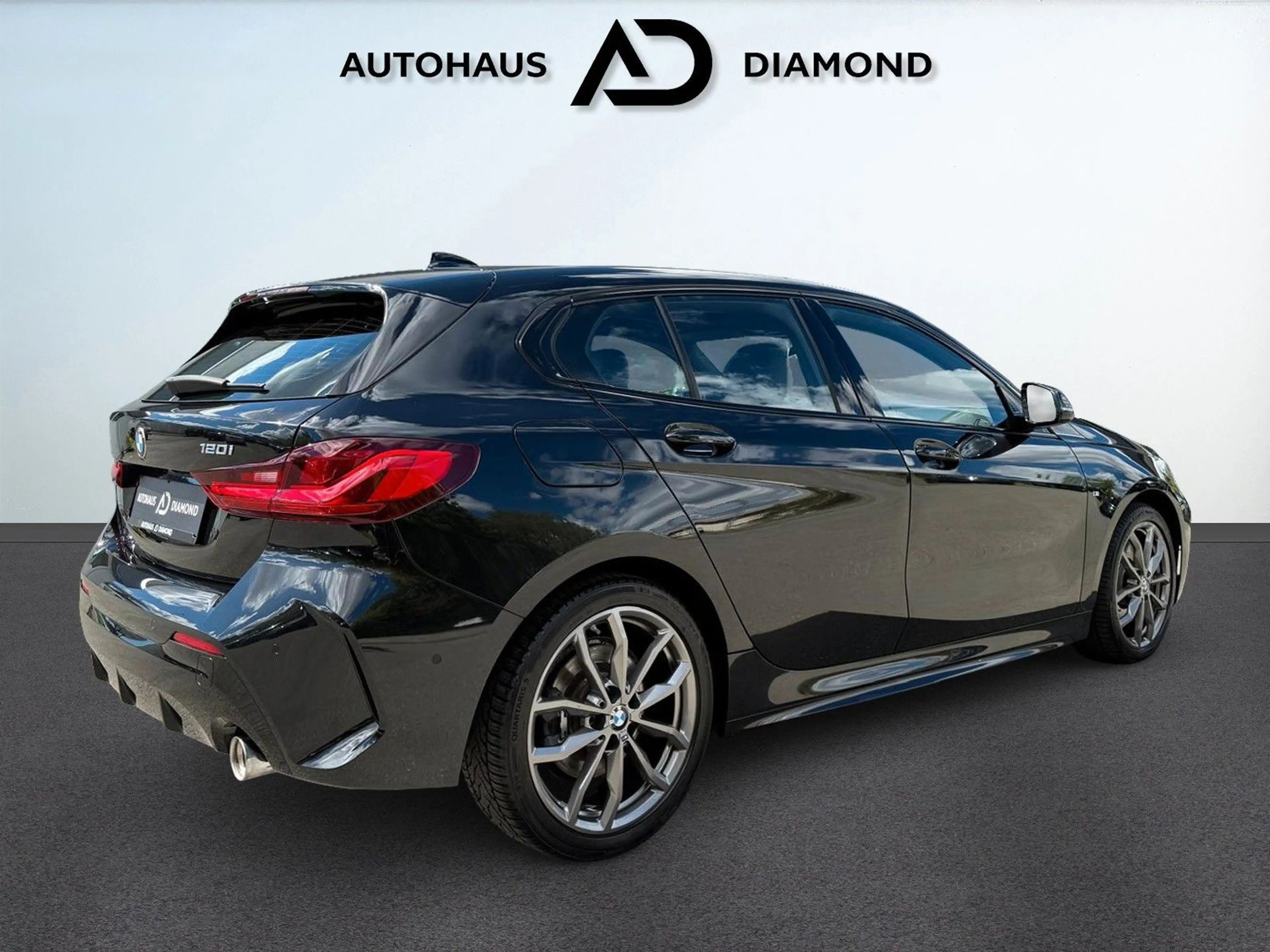 BMW 120 i Limousine M SPORT PAKET * PANO * HEAD-UP * — photo 8
