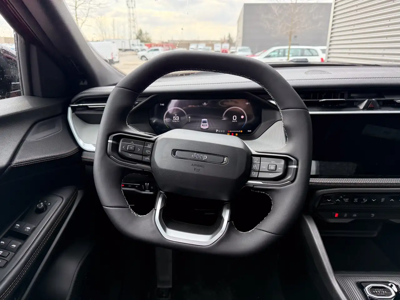 Jeep Cherokee снимка Jeep Cherokee