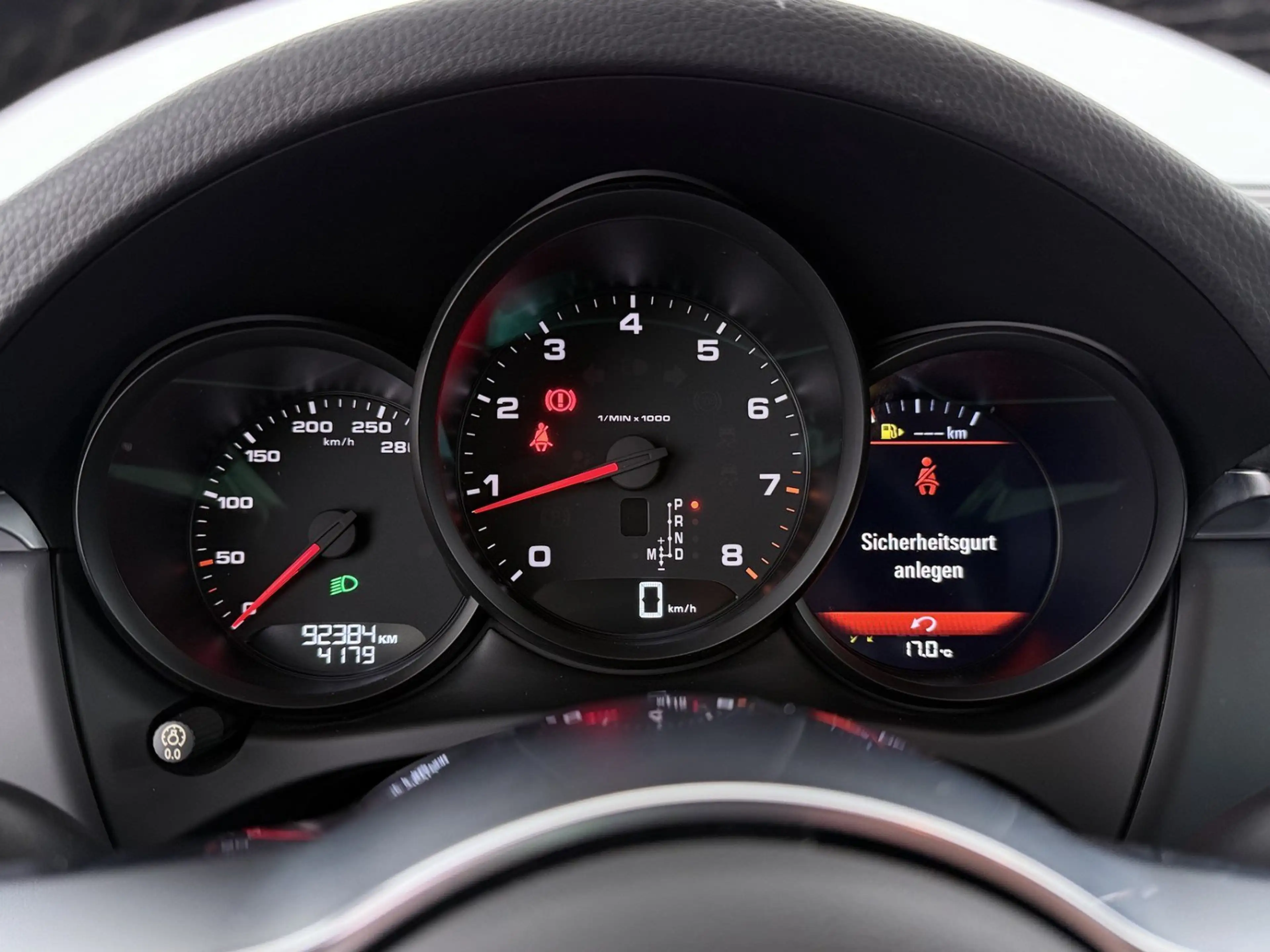 Porsche Macan 2.0 PDK AWD Aut XENON LEDER SITZHZG R-CAM — photo 21