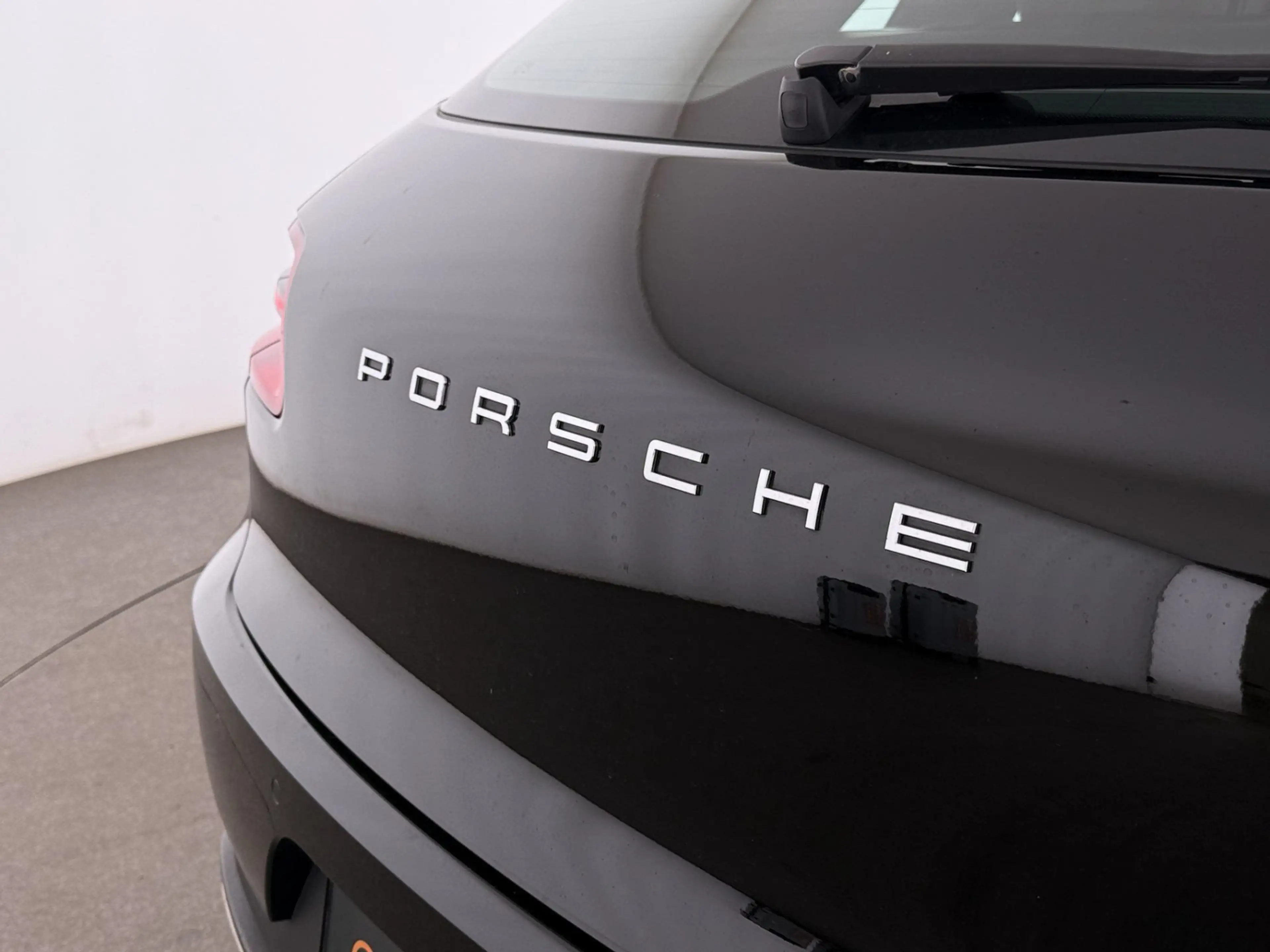 Porsche Macan 2.0 PDK AWD Aut XENON LEDER SITZHZG R-CAM — photo 10