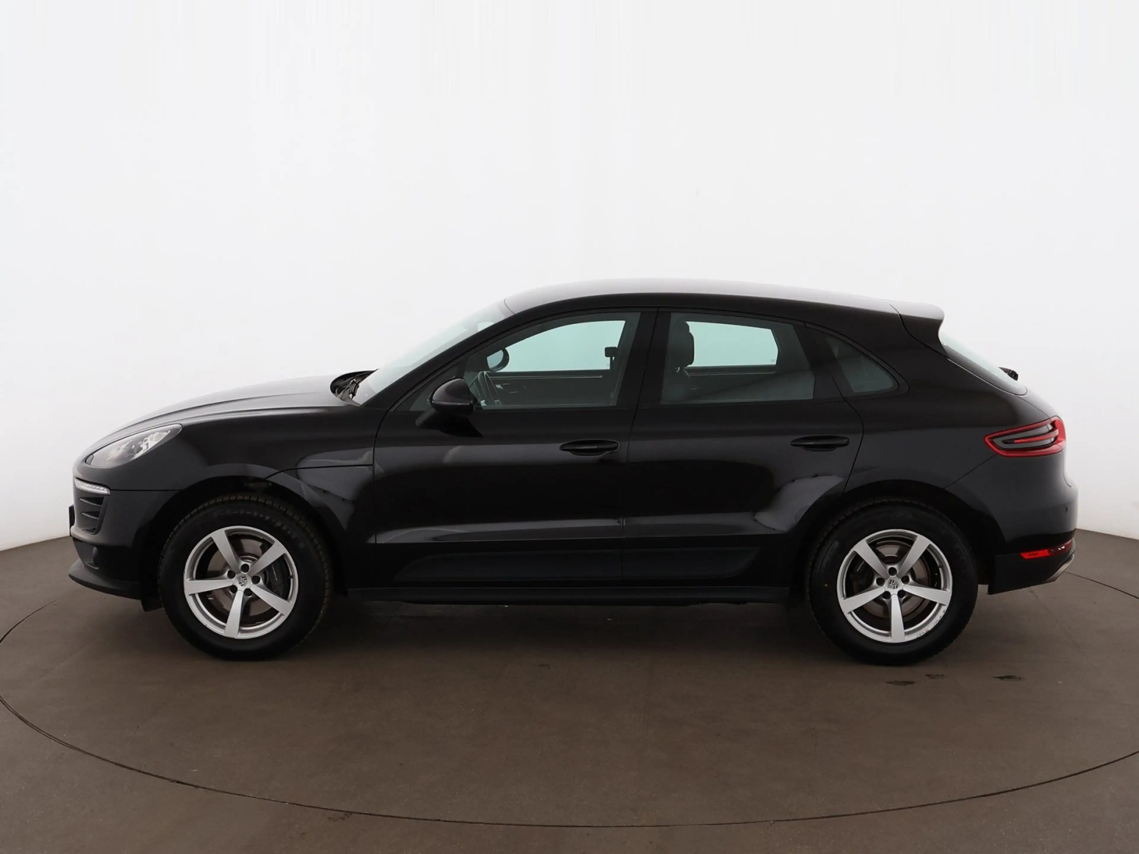 Porsche Macan 2.0 PDK AWD Aut XENON LEDER SITZHZG R-CAM — photo 5