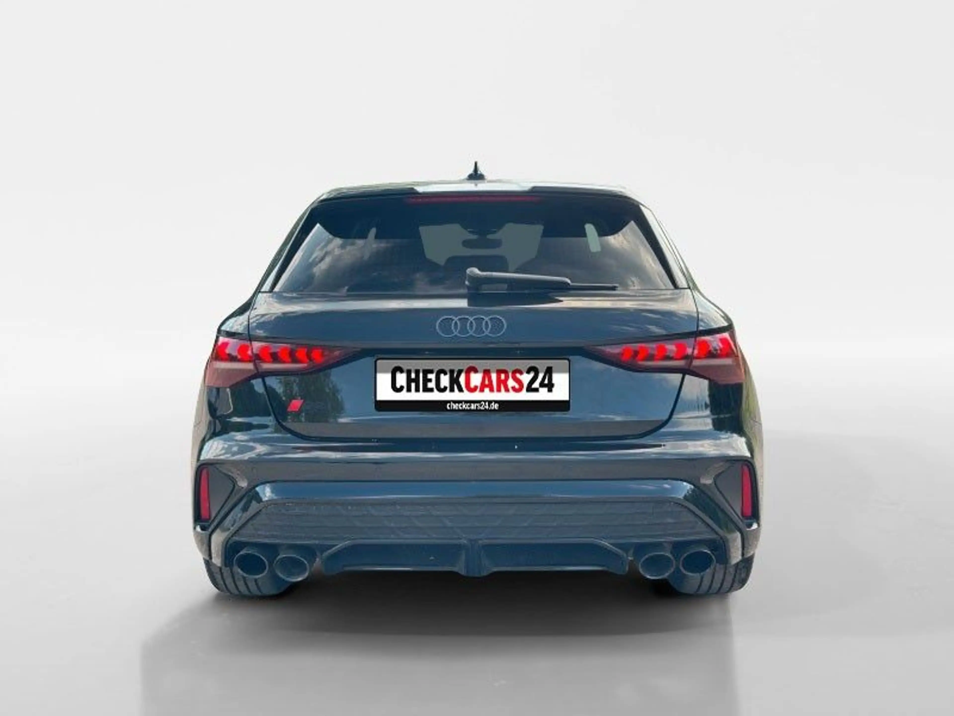 Audi S3 Sportback 2.0 TFSI quattro — photo 9