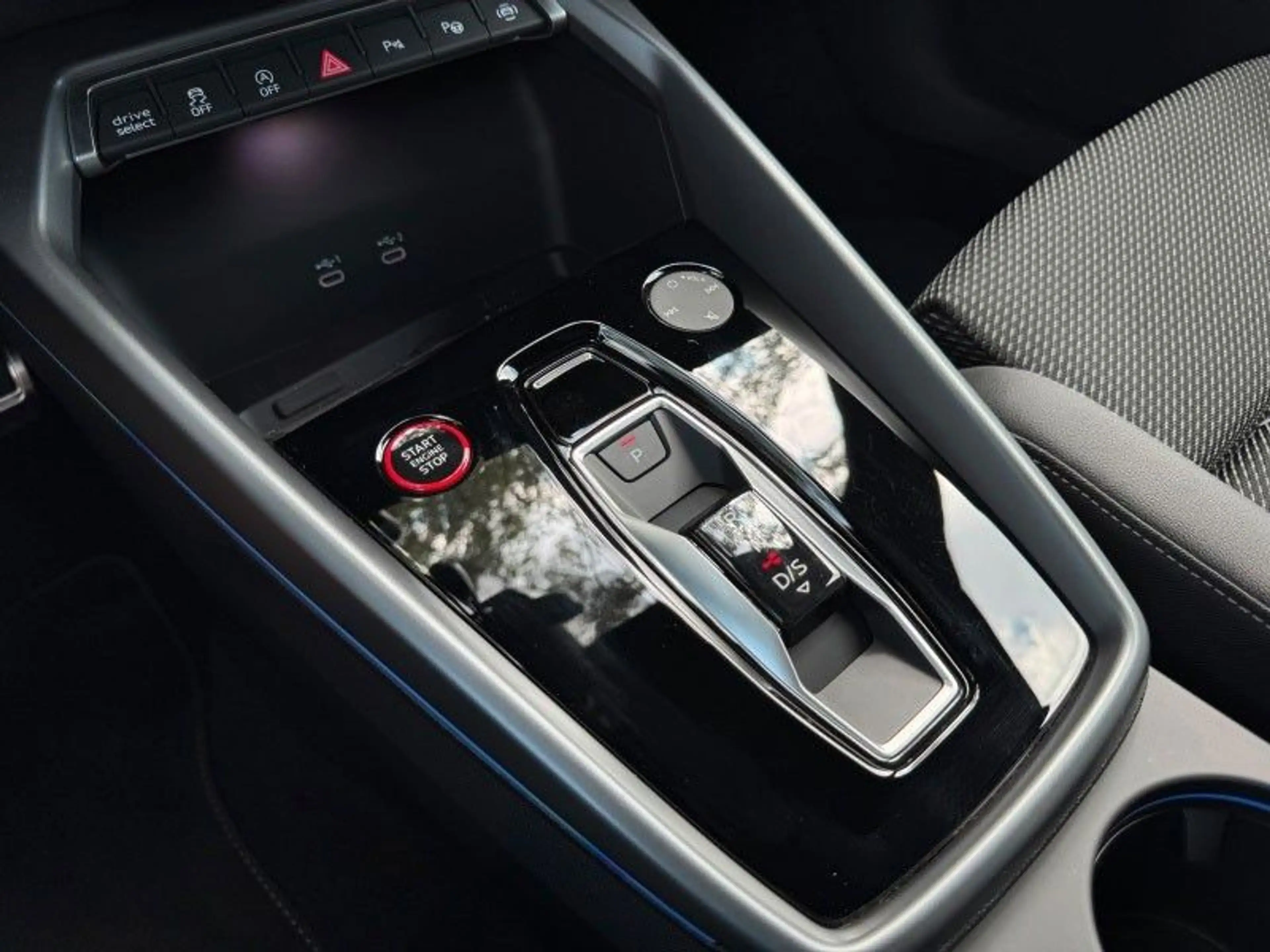 Audi S3 Sportback 2.0 TFSI quattro — photo 15