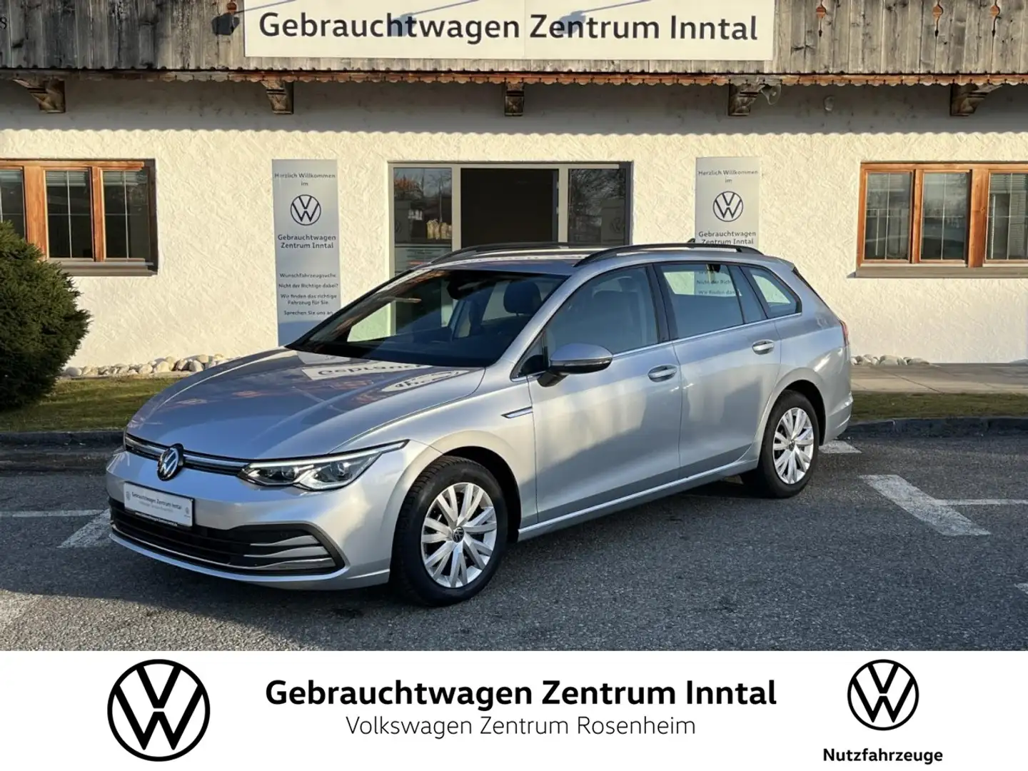 Volkswagen Golf VIII Variant 2,0 TDI DSG Style (Navi+ACC+LED) Silber - 1