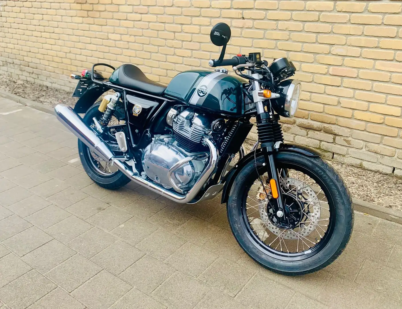 Royal Enfield Continental GT Verde - 1