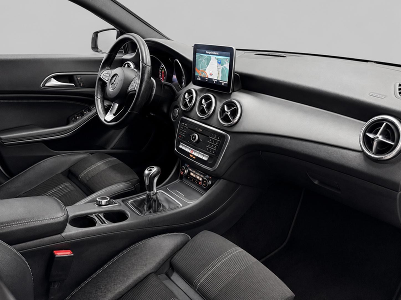 Mercedes-Benz CLA 180 * NAVI * TEMPOMAT * — photo 14