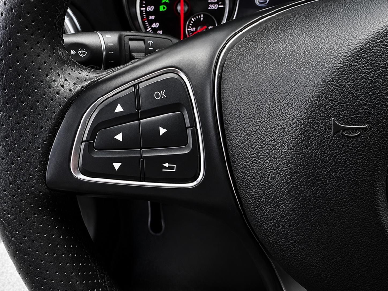 Mercedes-Benz CLA 180 * NAVI * TEMPOMAT * — photo 9