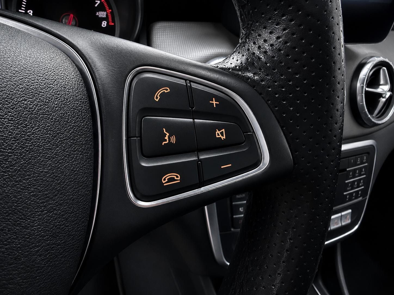 Mercedes-Benz CLA 180 * NAVI * TEMPOMAT * — photo 10