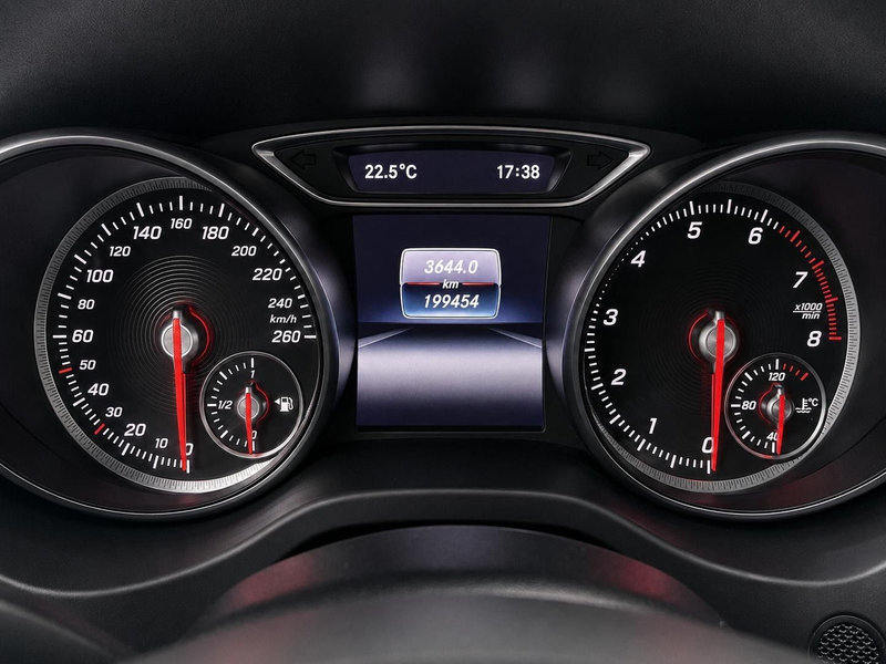 Mercedes-Benz CLA 180 * NAVI * TEMPOMAT * — photo 8