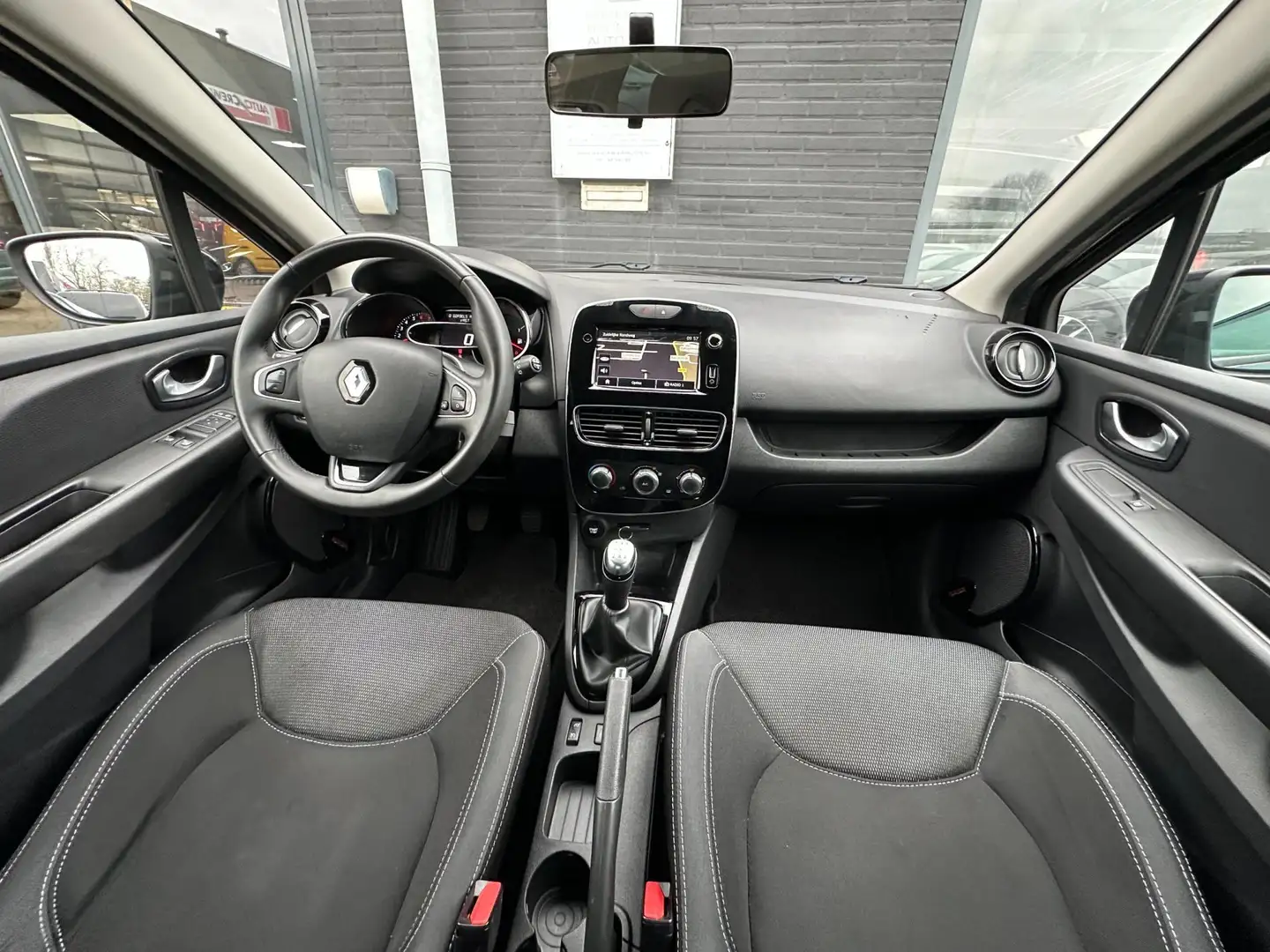 Renault Clio 0.9 TCe Zen/5-DRS/AIRCO/NAVI/NL-AUTO NAP!! Noir - 2