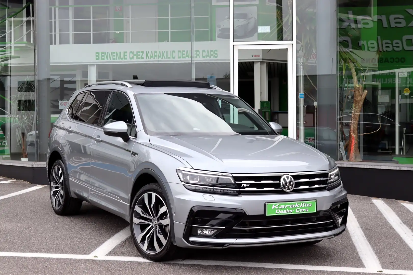 Volkswagen Tiguan Allspace R-LINE 2.0TDi 150CV DSG 7PLACES TOIT PANO FULL Grijs - 1