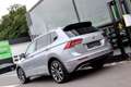 Volkswagen Tiguan Allspace R-LINE 2.0TDi 150CV DSG 7PLACES TOIT PANO FULL Grijs - thumbnail 2