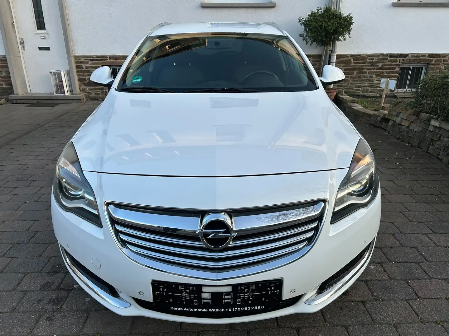 Opel Insignia Business Edition -Tüv-Asu NEU (04-2027) -EURO 5 Bílá - 2