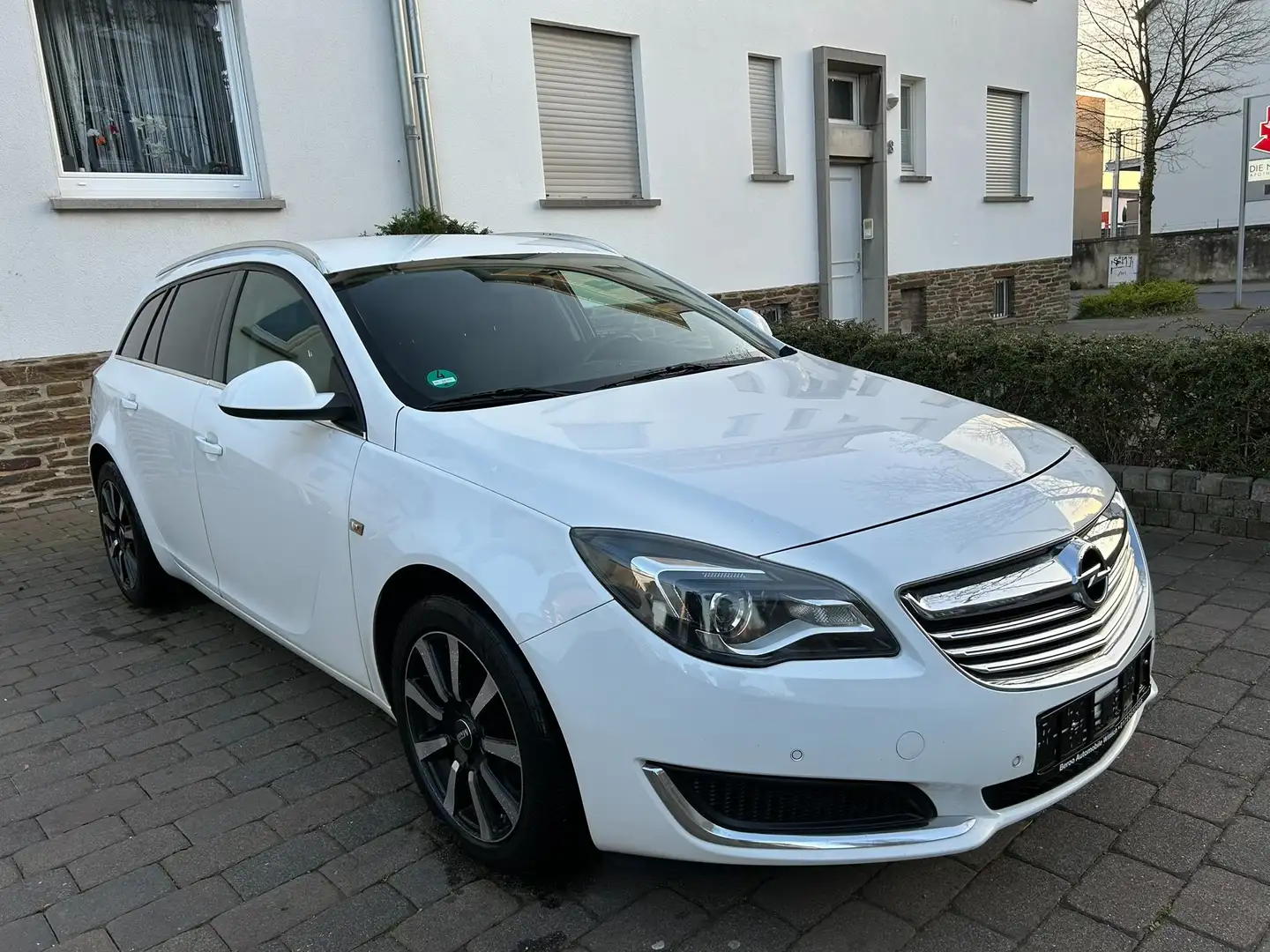 Opel Insignia Business Edition -Tüv-Asu NEU (04-2027) -EURO 5 Bílá - 1